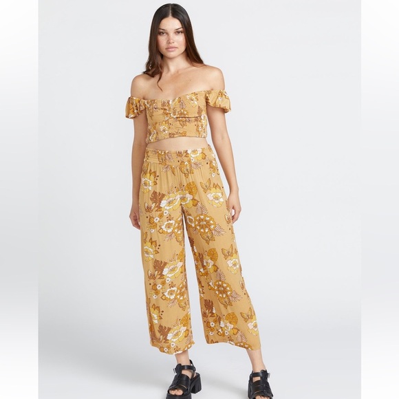 Volcom Sun Keep Pants | Tropic Yellow - Picture 1 of 10